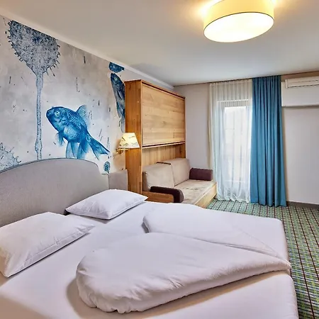 فندق Fish'inn Zell - Fischerwirt 4*