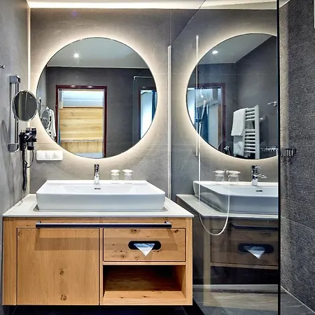 Hotel Fish'inn Zell - Fischerwirt Zell am See