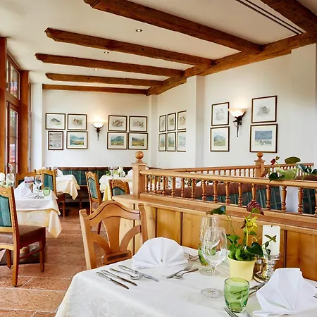 Fish'inn Zell - Fischerwirt Otel 4*