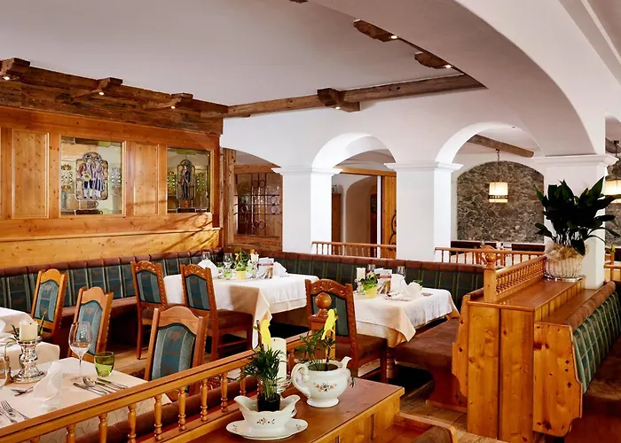 酒店 Fish'inn Zell - Fischerwirt 4*
