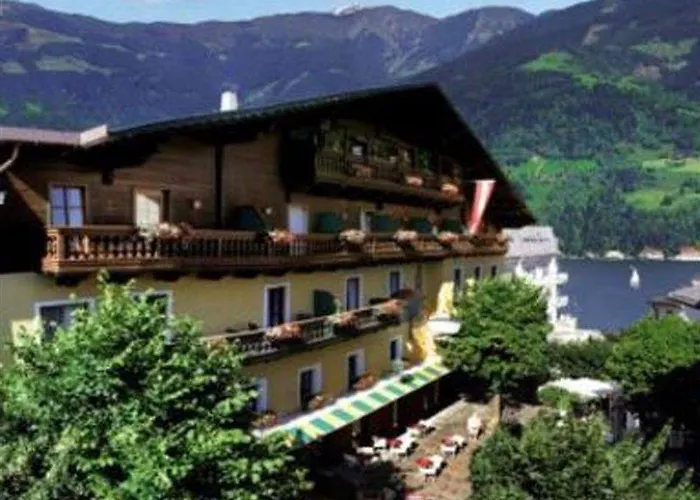 Fish'inn Zell - Fischerwirt 4* 滨湖采尔